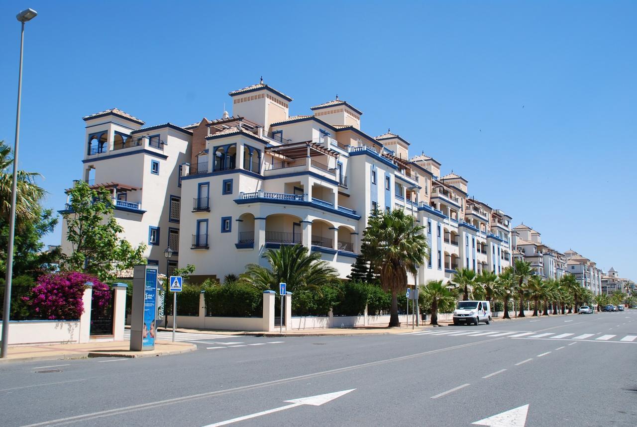 Marina II By H Apartment Isla del Moral Ngoại thất bức ảnh